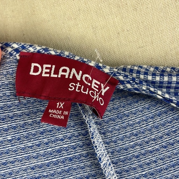 NWT Delancey studio Wrap Blouse Shirt SZ 1X Checkered Blue/White Stretch Comfy - Picture 10 of 11